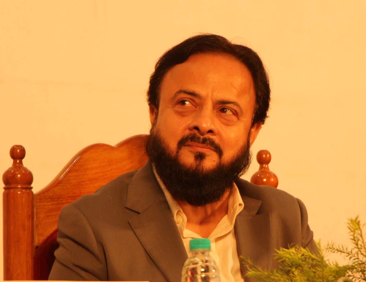 Jafar Sareshwala says, Dispute over madarsa and national anthem must be stop