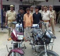 मुठभेड़ के बाद पुलिस ने तीन बदमाशों को दबोचा