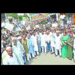 बागपत में अमन मार्च में भाग लेते सर्वसमाज के लोग। 