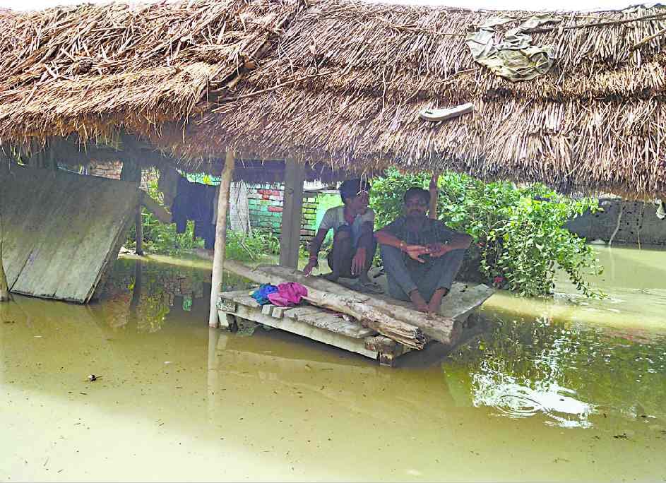 Ghaghra hits 150 villages in devastation