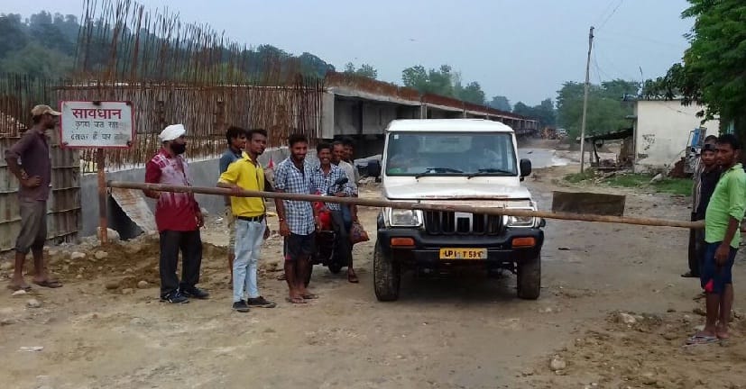 Barrier felt in Sangla Nalla