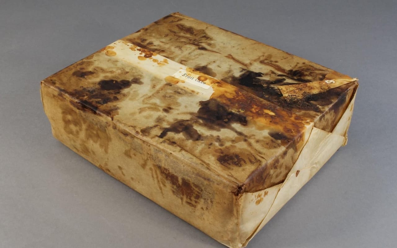 100 year old cake from Scott expedition found in the Antarctica