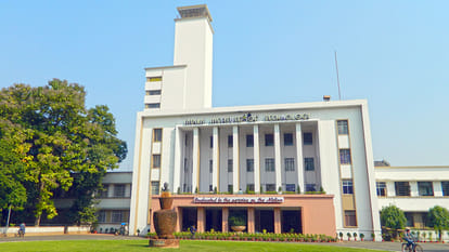IIT KGP students get 118 pre placement offers at start of semester