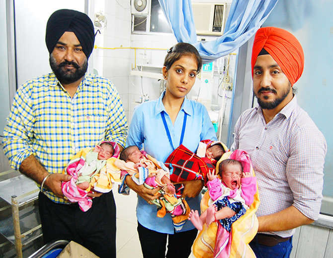 Amritsar lady gave birth to four child, two boys two girls