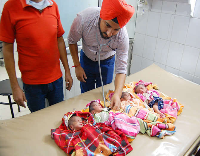 Amritsar lady gave birth to four child, two boys two girls
