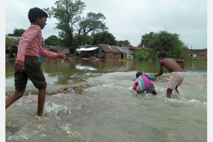 flood becomes disastrous in districts in Uttar Pradesh.