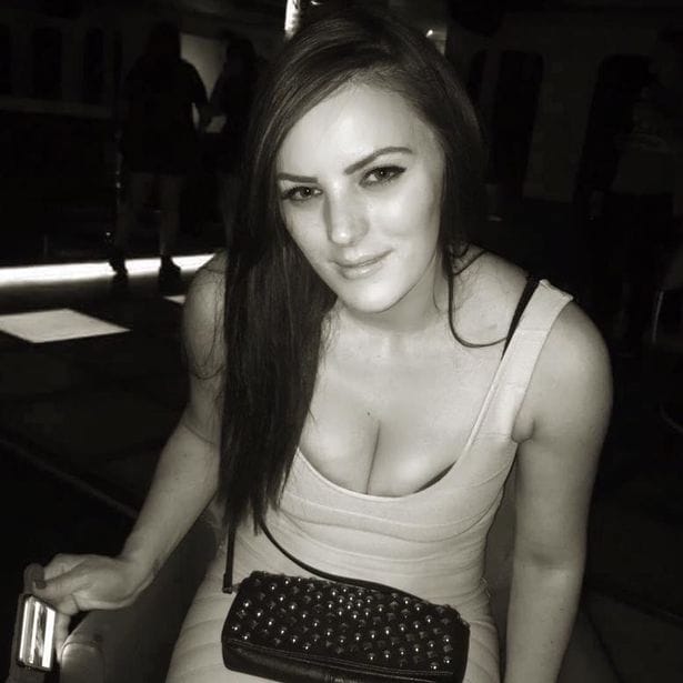 a female prison officer has be jailed to Inappropriate Relation with her inmate