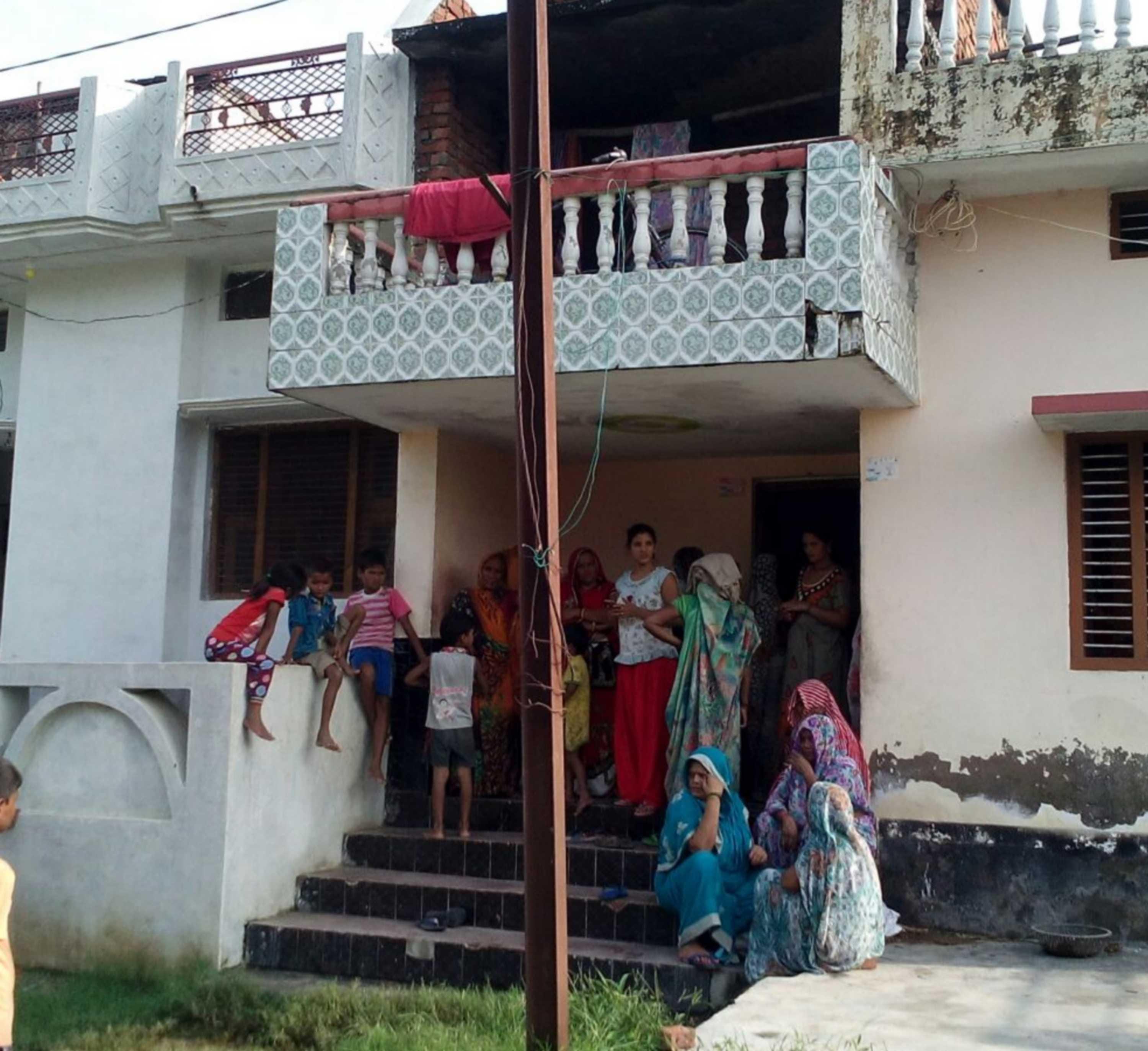 Himachal incident family ends only in Mau, Azamgarh jokes scream