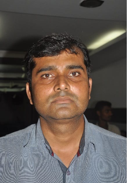 दिनदहाड़े पिस्टल सटाकर डॉक्टर के सात लाख लूटे
