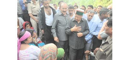 himachal landslide in mandi side story