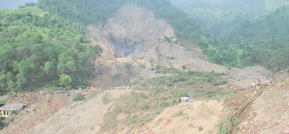 Himachal landslide on national high way in mandi ground zero report 