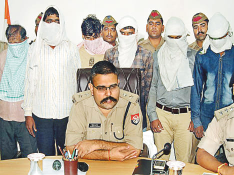 6 wire cutting gang member arrested