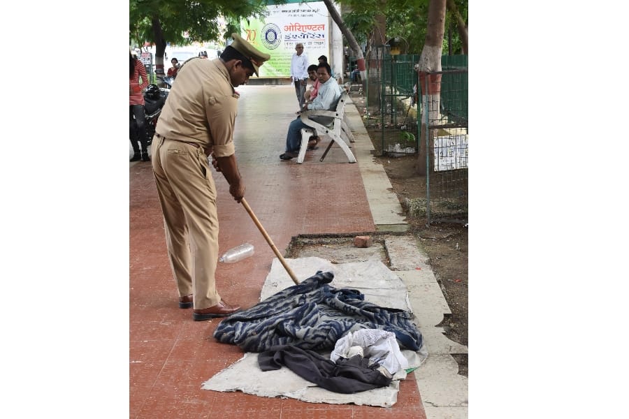  A deadbody found in Hazratganj in Lucknow.