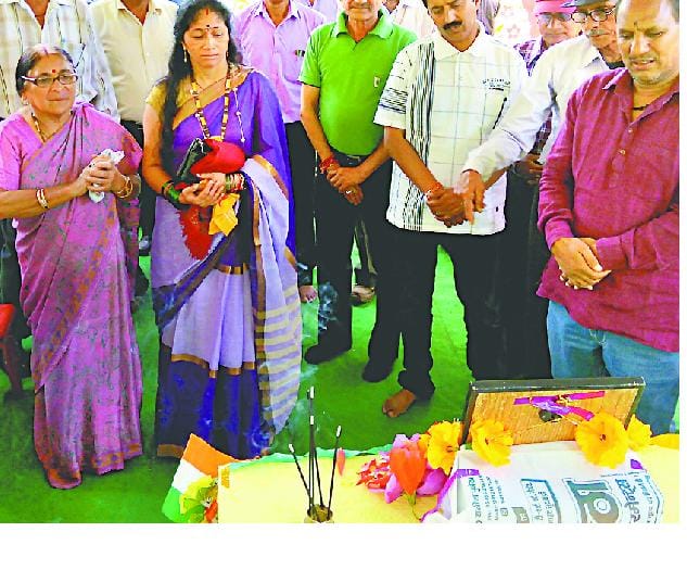 homage paid to martyr
