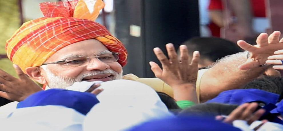 Independence Day: Know who is the Prime minister Modi dress designer