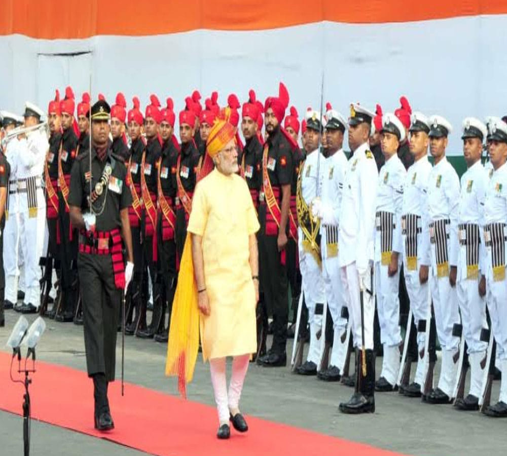 Independence Day: Know who is the Prime minister Modi dress designer