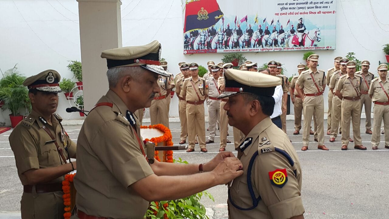 president award to uttar pradesh police officers