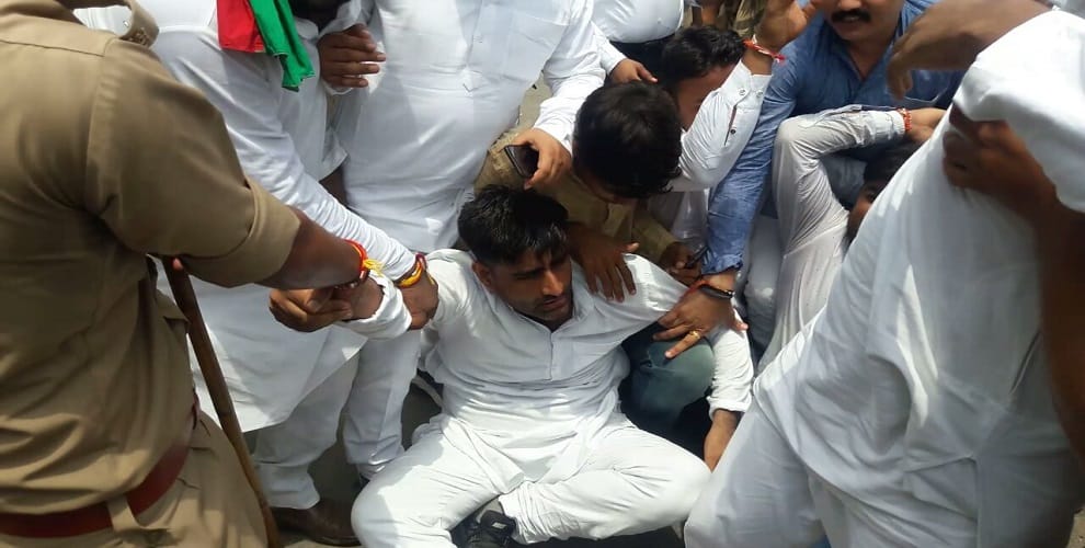 SP leader Atul Pradhan detained, blamed on BJP