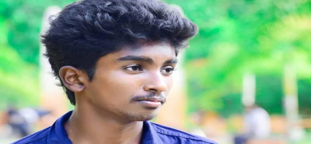 mother suspects kerala teen hangs himself to complete blue whale challenge
