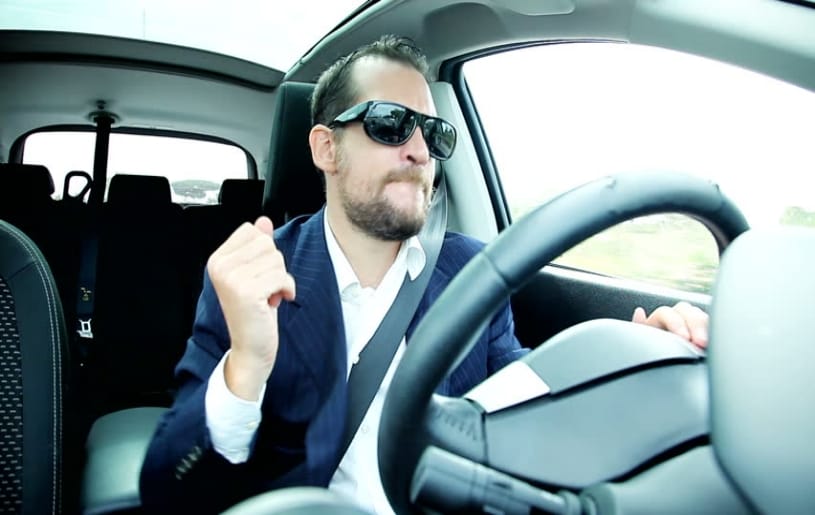strange traffic rules from all around the world