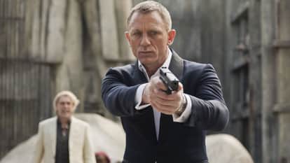Daniel craig grace red carpet last time as james bond no time to die will release in september