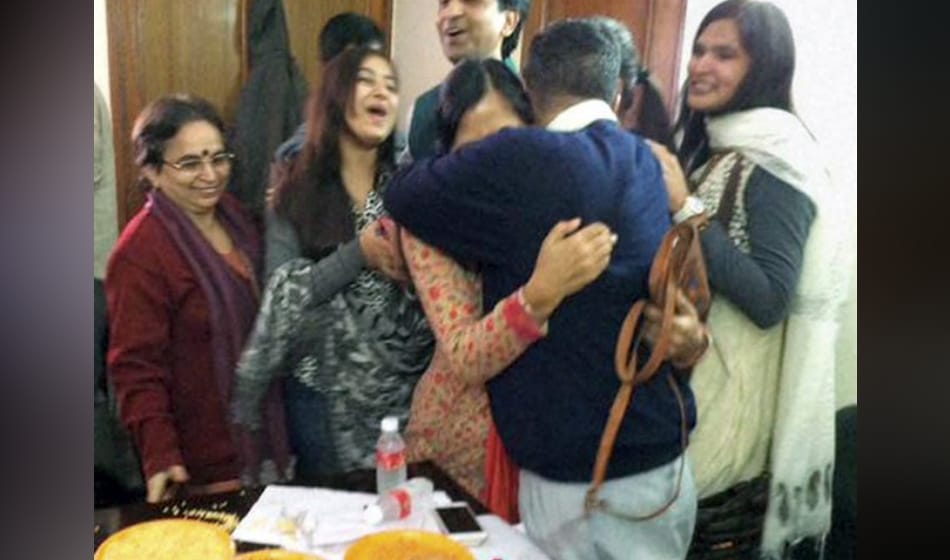 kejriwal and his interesting love story with wife sunita kejriwal