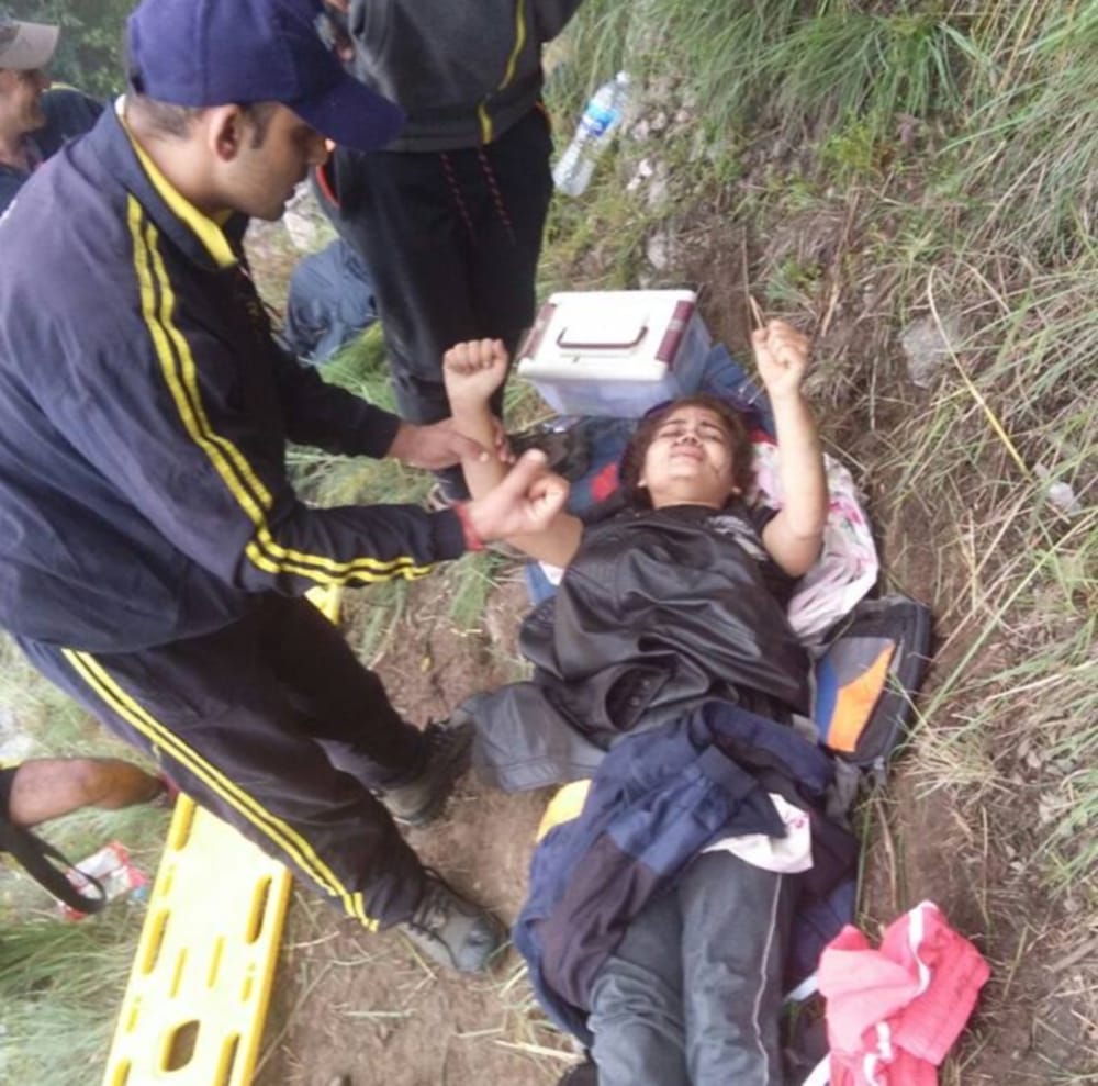 two tourists mishap in vally of flower joshimath