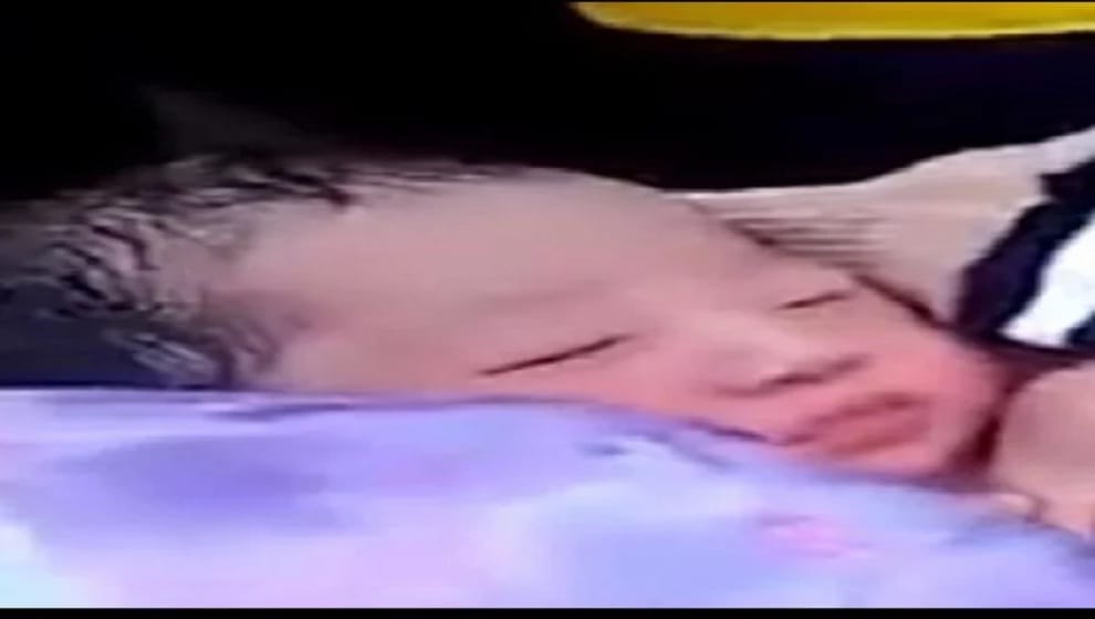 mother packed newborn baby in plastic bag sent by courier to orphanage 