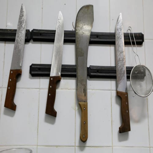 Egyptian operating room themed restaurant where doctors become chefs