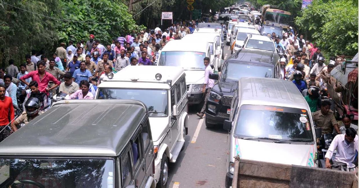 Many MLAs trapped in two hours jam with common people