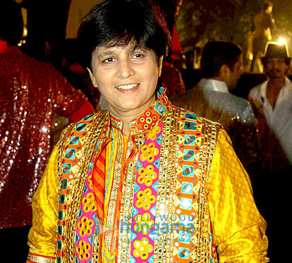 Falguni Pathak garba night fraud MHB Police arrest 4 accused in the case of cheating 156 people