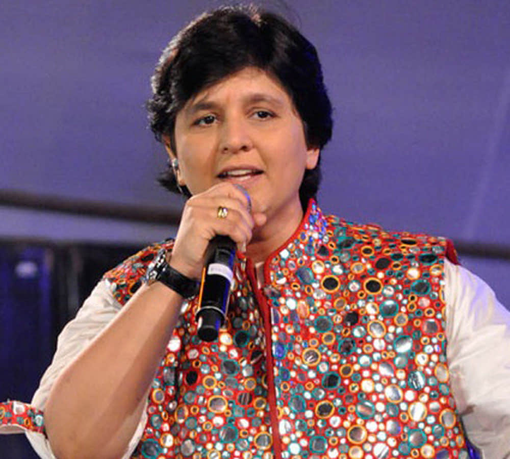 Falguni pathak Happy Birthday Where is she now