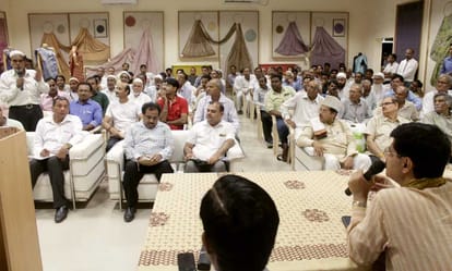 Secretary of the Ministry of Textiles asked this is paint or banarasi trend