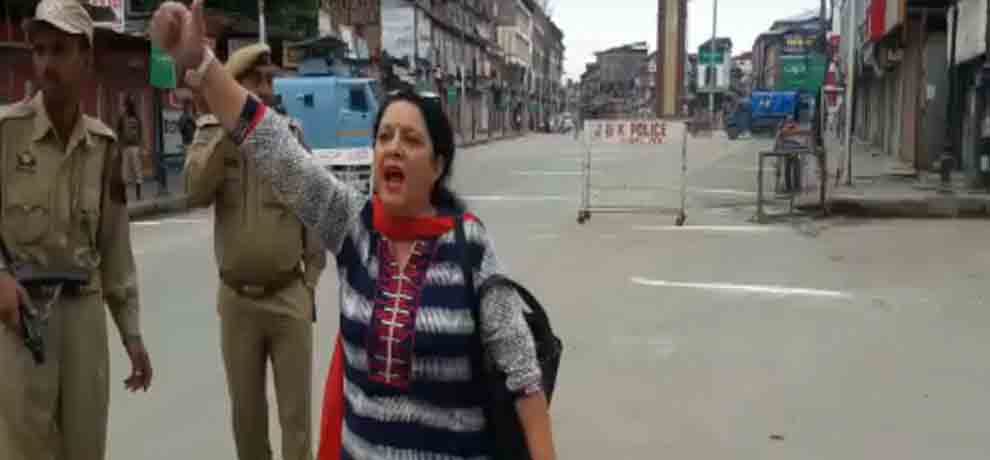 raina praise sunita aroda for raise the flag in srinagar
