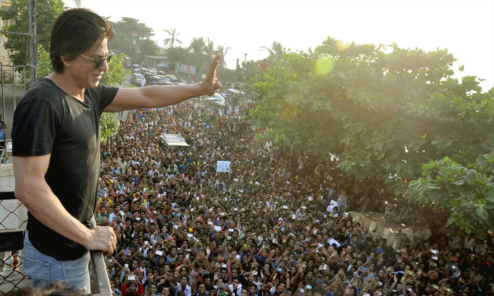 Shah Rukh Khan Still Second Most Followed Bollywood Celebrity On Twitter With 27 Million Followers