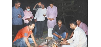 himachal mandi landslide cremation of dead bodies