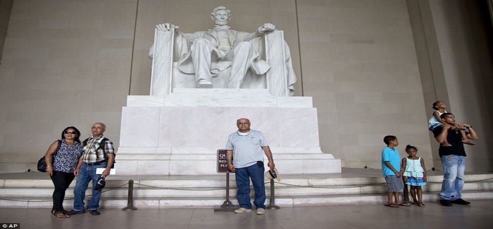 Offensive message was written on Lincoln Memorial in Washington