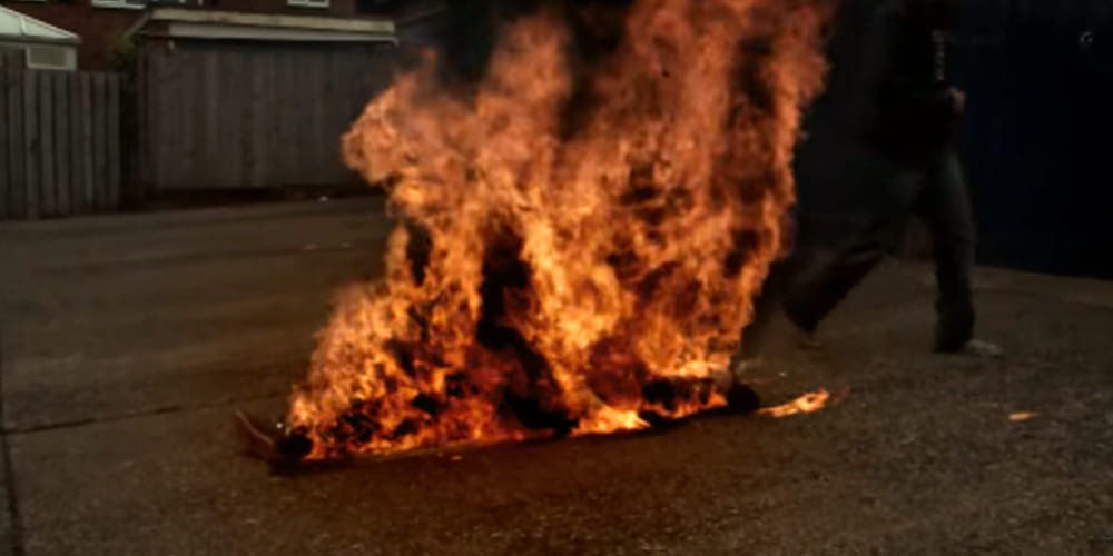 father ablaze daughter after caught her making love with boyfriend