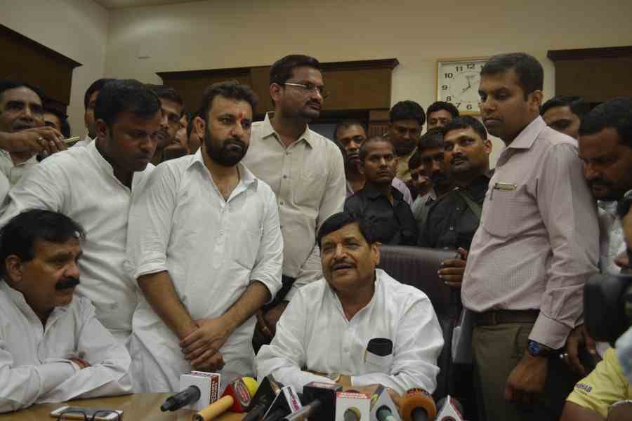 shivpal yadav in agra said samajwadi secular morcha will be formed