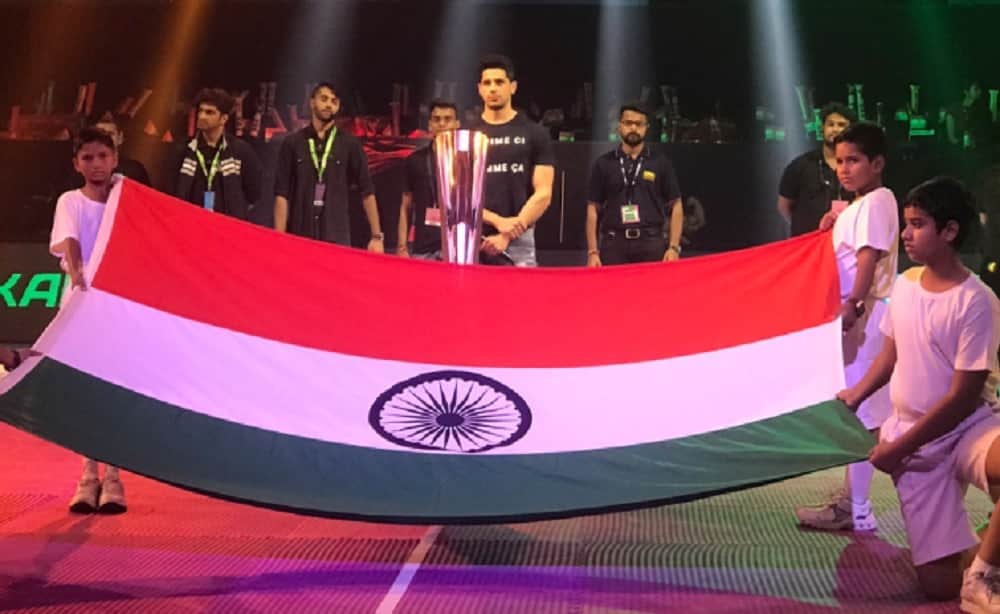 Aiyaary team Celebrated Republic Day BSF soldiers at Wagah Border