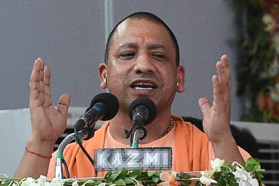 योगी के आदेश हवा में, नहीं बदले फुंके ट्रांसफार्मर