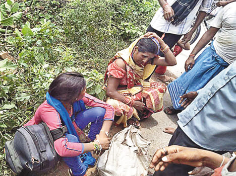 High speed tractor kills Mari in collision, seven injured