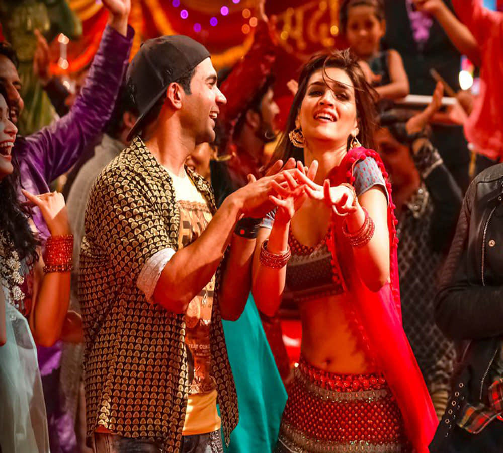 Bareilly Ki Barfi Movie Review Starring Kriti Sanon Ayushmann Khurrana Rajkummar Rao