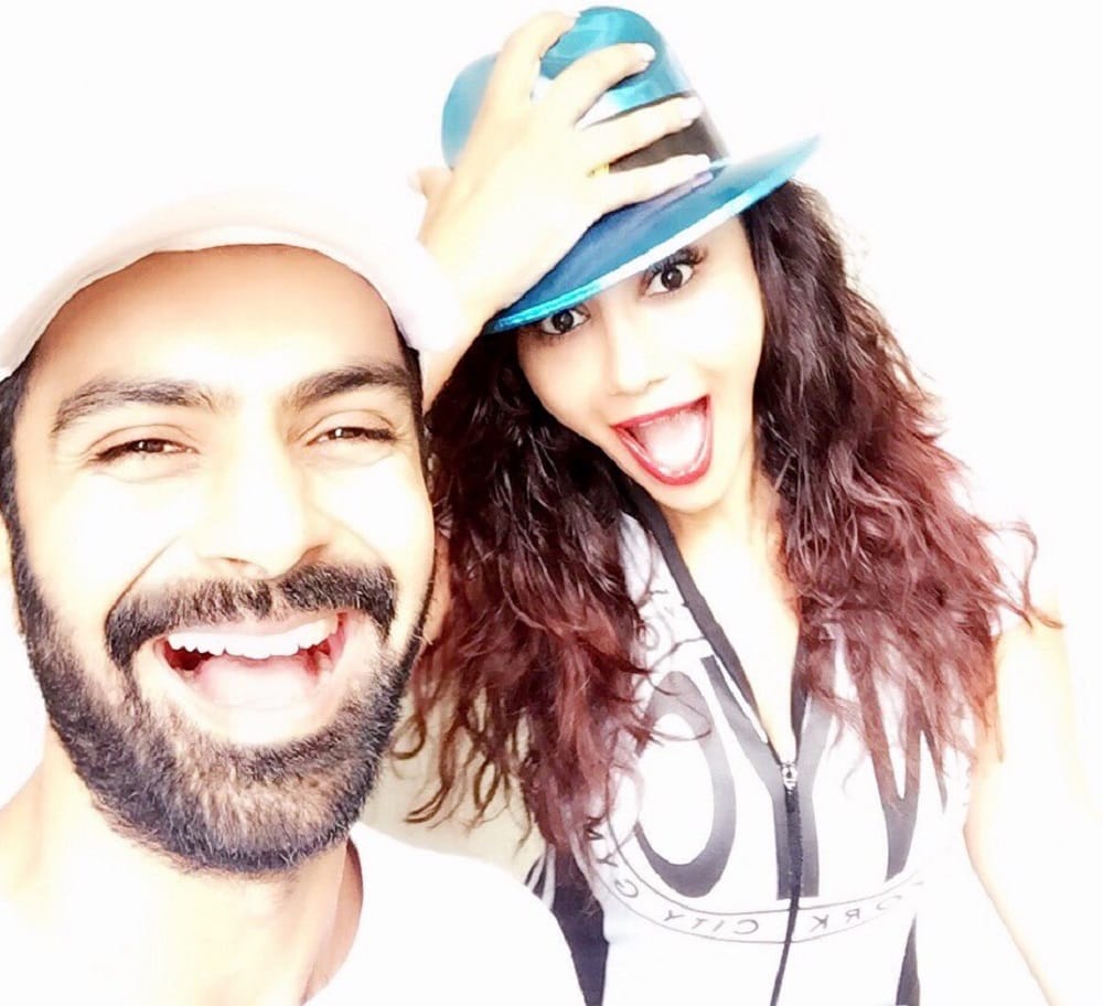 mahek chahal got engaged with boyfriend ashmit patel in spain