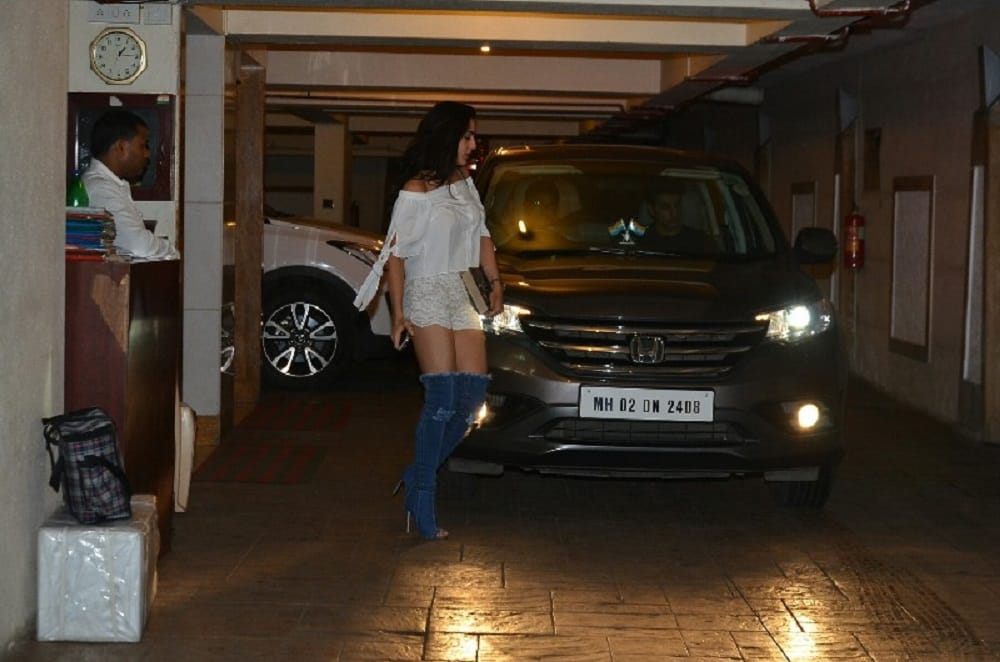 is sara ali khan setting denim  boots fashion trend like kim kardashian