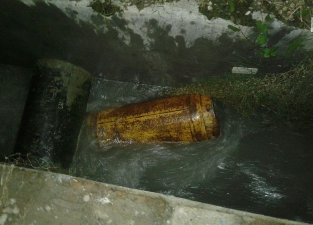  photos of Chlorine gas leaks in jal sansthan office dehradun