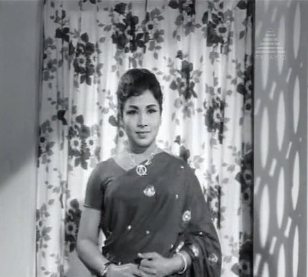 Tamil actress Manorama story of stardom, entered Guinness World Records for over 1500 films