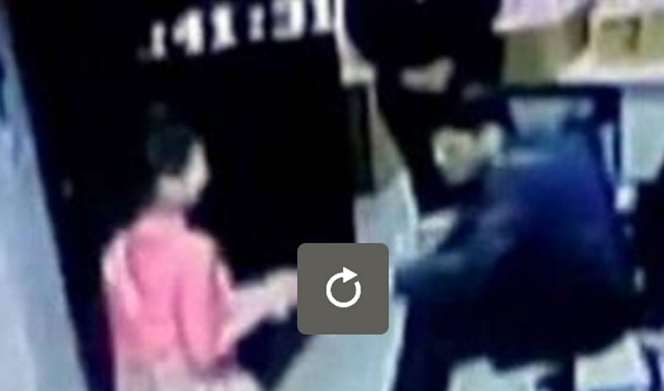 female employee molested in a five star hotel by security manager in delhi