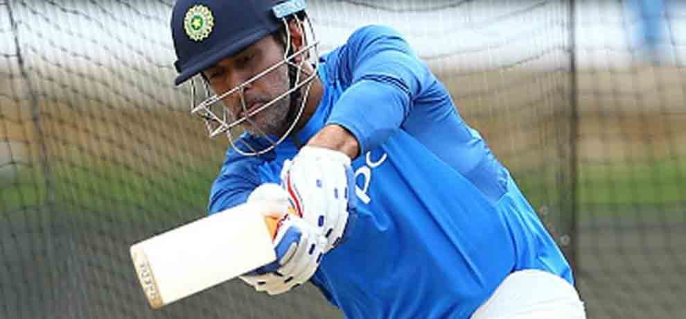 ms dhoni does special training for odi series against sri lanka