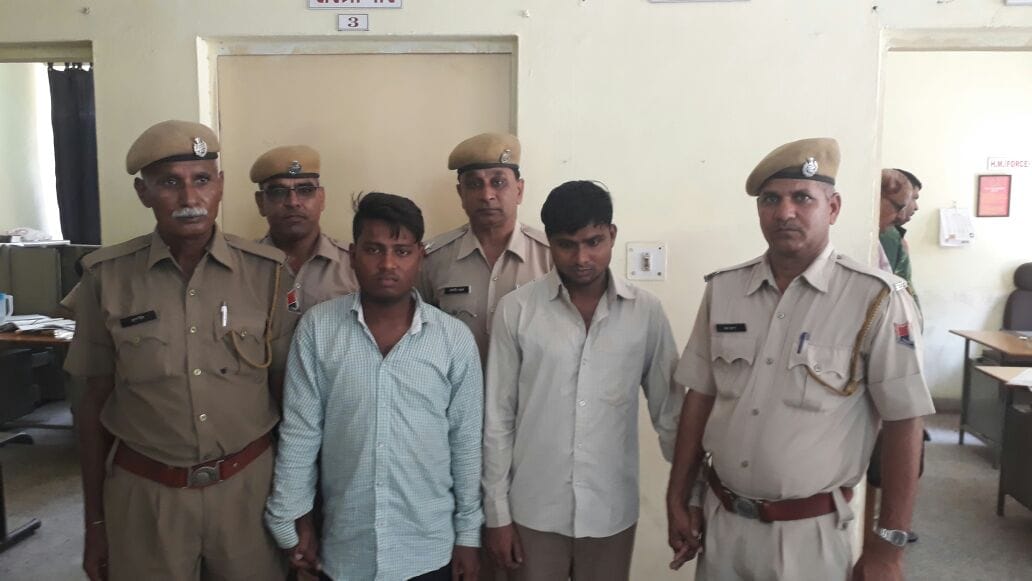 two arrested in ajmer in chori